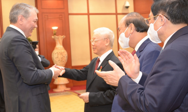 Trao tặng Giải thưởng Lenin cho Tổng Bí thư Nguyễn Phú Trọng