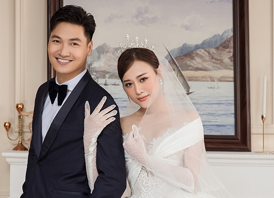So phong độ những mỹ nam từng là người tình màn ảnh của Phương Oanh