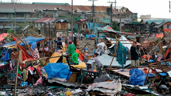 Siêu bão RAI gây thiệt hại lớn tại Philippines