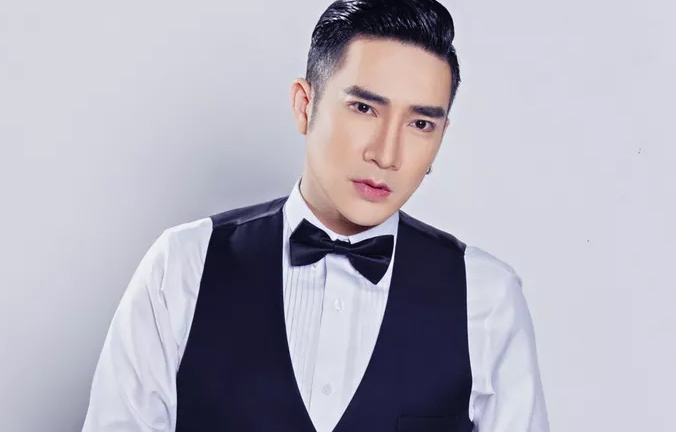 Quang Hà rơi vào trầm cảm khi liveshow 11 tỷ đồng tiếp tục bị hoãn