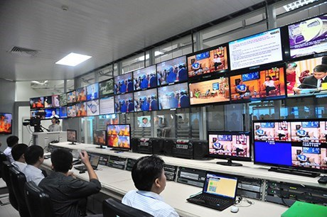Doanh nghiệp truyền hình cần làm gì để thoát cảnh kiệt quệ?
