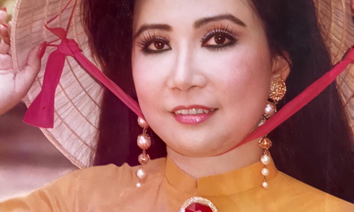 Hồng Vân, Đàm Vĩnh Hưng đau xót nghe tin NSƯT Thanh Kim Huệ qua đời