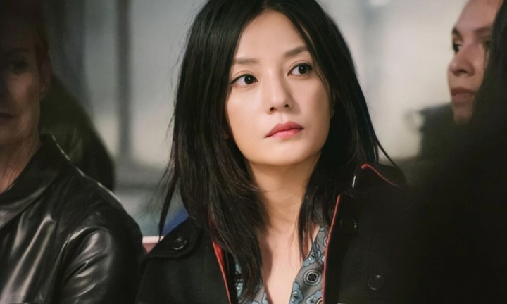 Triệu Vy xuất hiện sau 4 tháng bị phong sát ngầm