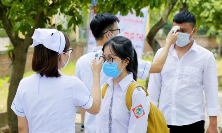 Mở cửa trường học: Sao khó đến thế?