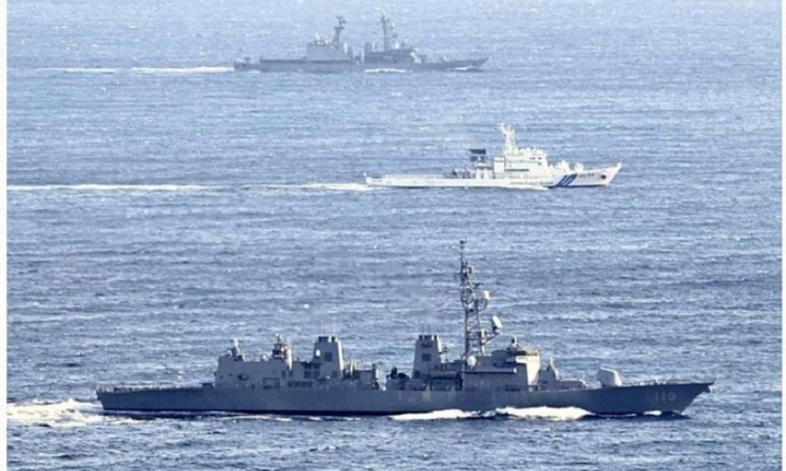 Chiến hạm Nhật tập trận đối phó tàu Trung Quốc tiến gần đảo tranh chấp