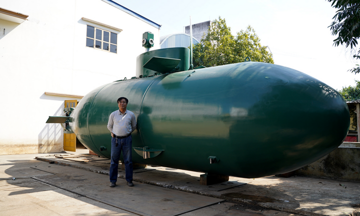 Video: Bên trong tàu Trường Sa 02 của cha đẻ tàu ngầm 'Made in Việt Nam'