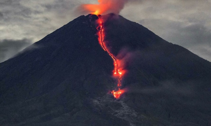 10 thảm họa tự nhiên kinh hoàng nhất trong năm 2021