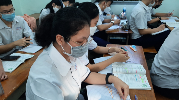 TP.HCM đề xuất cho học sinh khối lớp 7, 8 và 10, 11 đi học từ ngày 3/1