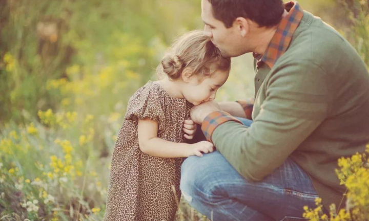 Những điều cha nhất định phải dạy con gái