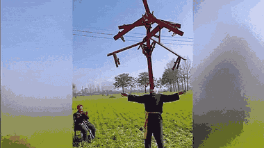 Video: Làm cho mẹ vui, người đàn ông 65 tuổi trổ tài giữ thăng bằng điêu luyện 