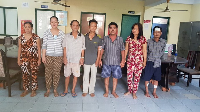 Khởi tố băng nhóm chuyên dàn cảnh móc túi ở Viện Tim TP.HCM