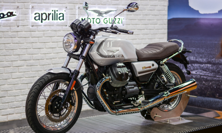 Moto Guzzi V7 bán chính hãng tại Việt Nam có gì đặc biệt?