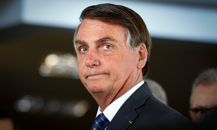 Tổng thống Brazil nhập viện khẩn cấp