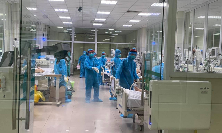 Dịch COVID-19 tại Hà Nội: Ca cộng đồng tăng, hơn 23.600 F0 đang điều trị tại nhà