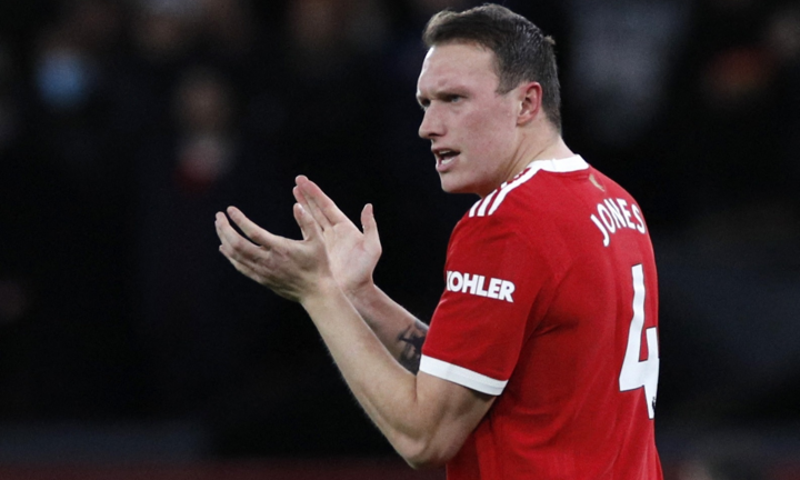 Phil Jones trở lại đội hình Man Utd sau hơn 700 ngày