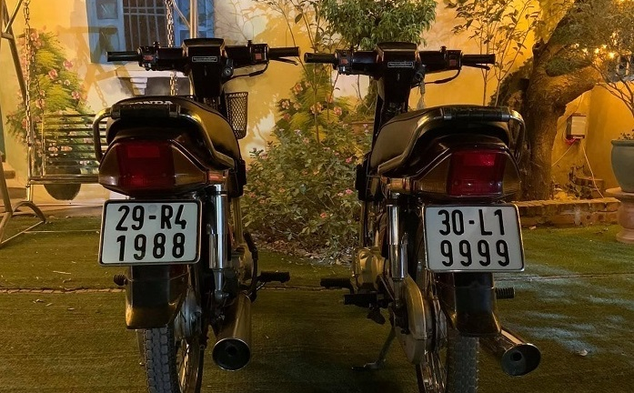 8 xe Honda Dream biển số VIP giá vài trăm triệu đồng gây sốt trong năm 2021