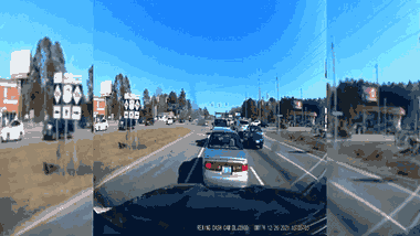 Video: Ô tô lao như tên bắn, tông liên tiếp 8 xe đang chờ đèn đỏ 