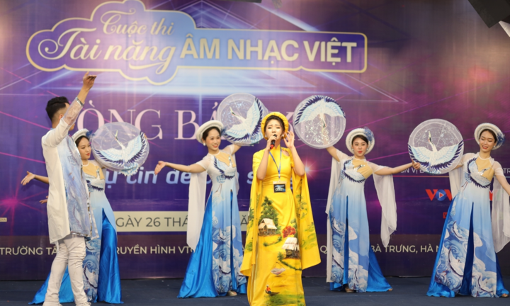 15 thí sinh vào chung kết 'Tài năng âm nhạc Việt'