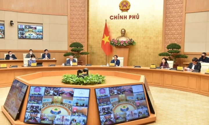 Phó Thủ tướng chủ trì cuộc họp giải quyết ùn tắc hàng hóa tại cửa khẩu