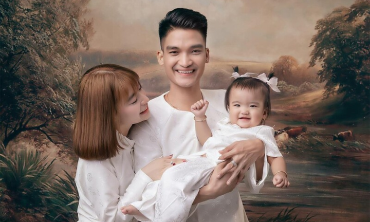 Mạc Văn Khoa khóc 4 lần trên đường đưa vợ đi đẻ