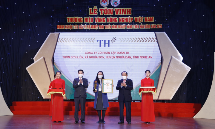 TH true TEA và TH true MILK đạt Thương hiệu Vàng Nông nghiệp Việt Nam