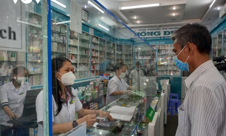 'Không được để thiếu thuốc, không tăng giá thuốc dịp Tết'