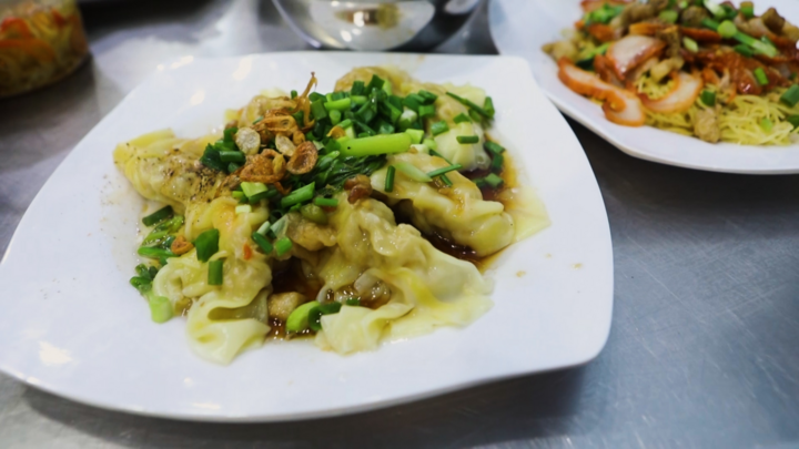 Video: Thưởng thức món sủi cảo nổi tiếng của người Hoa ở TP.HCM