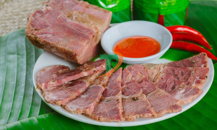 Cách làm giò bê đúng kiểu Nghệ An