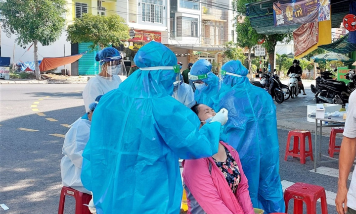 Đà Nẵng gần chạm mốc 1.000 F0 trong ngày, hơn 60% ca cộng đồng