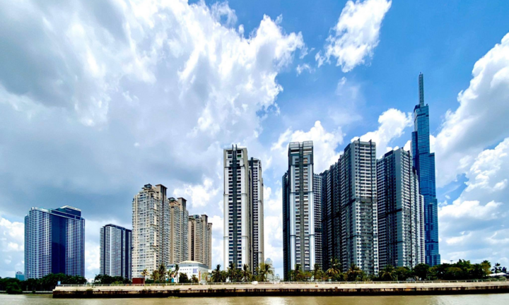 Thị trường bất động sản TP.HCM 2021: Sụt giảm mạnh nguồn cung và lượng tiêu thụ