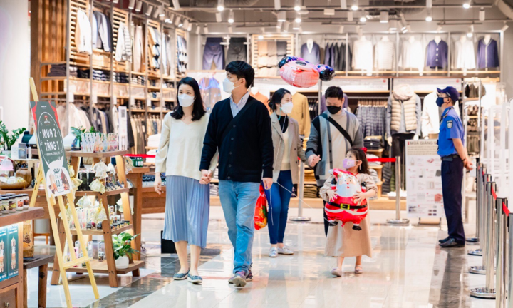 ‘Ma trận’ bán hàng thời trang giảm giá: Cẩn thận để không mua bực vào mình