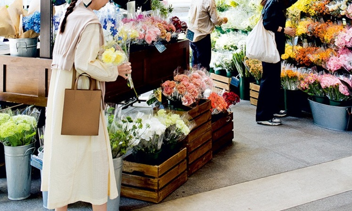 Cùng UNIQLO trải nghiệm UNIQLO Flower