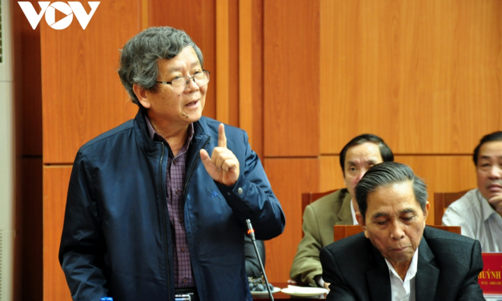 Có cán bộ năng lực yếu, uy tín giảm sút nhưng không đủ bản lĩnh rời 'ghế'