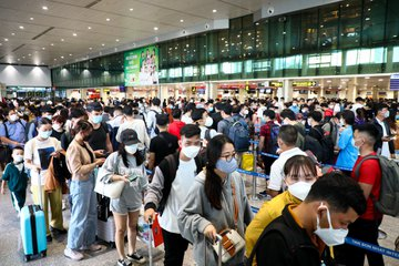 Lượng khách bay Tết 2022 vẫn thấp hơn cùng kỳ