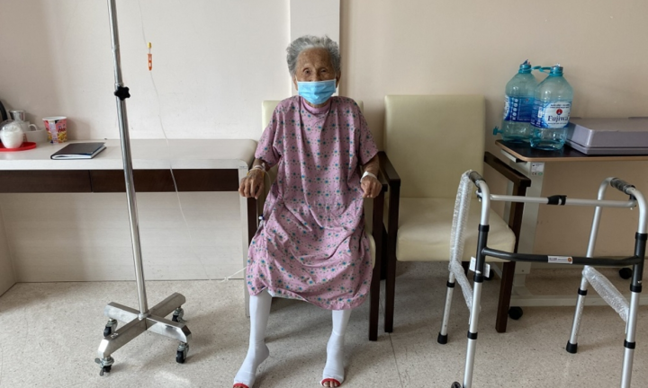 Cụ bà 94 tuổi hai lần thay khớp háng nhân tạo toàn phần thành công