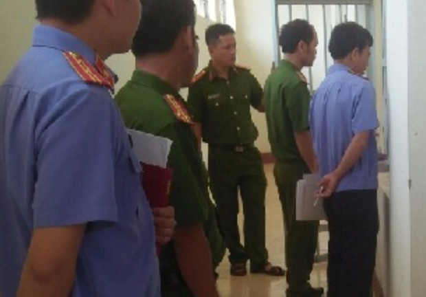 Bình Định: Kỷ luật phó công an huyện cùng 8 cán bộ thuộc cấp