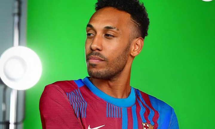 Chuyển nhượng mùa đông: Van de Beek, Martial rời Man Utd, Aubameyang đến Barca