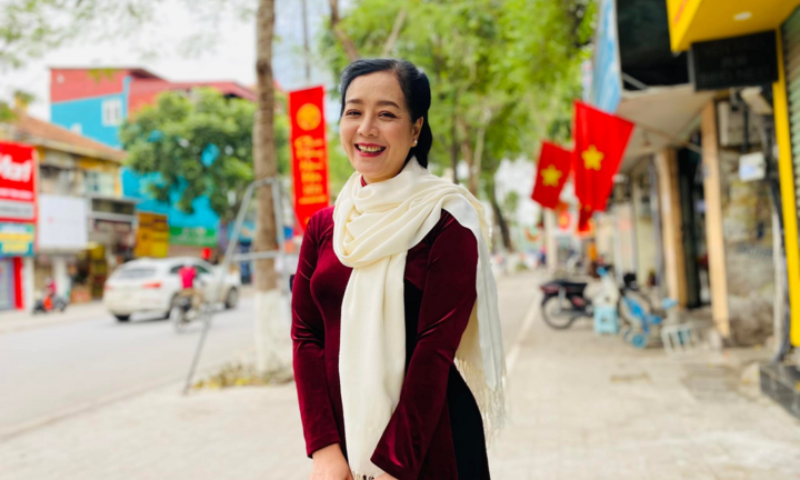 Diễn viên Chiều Xuân: 'Chồng tôi luôn đứng bếp nấu cỗ ngày Tết'