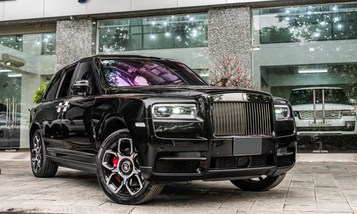 Chi tiết SUV siêu sang Rolls-Royce Cullinan Black Badge tại Việt Nam