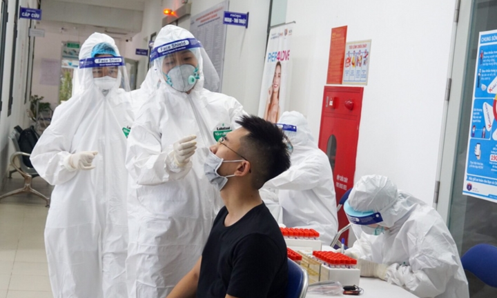 Hà Nội phát hiện thêm 2.797 ca COVID-19