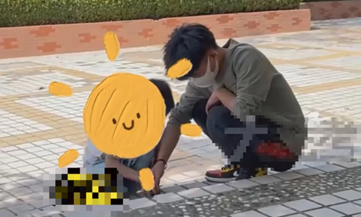 Nam sinh 17 tuổi phải làm bố, nuôi con suốt 3 năm mới phát hiện sự thật cay đắng