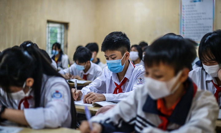Học sinh lớp 1-6 ở nội thành Hà Nội đến trường từ 21/2, không học bán trú