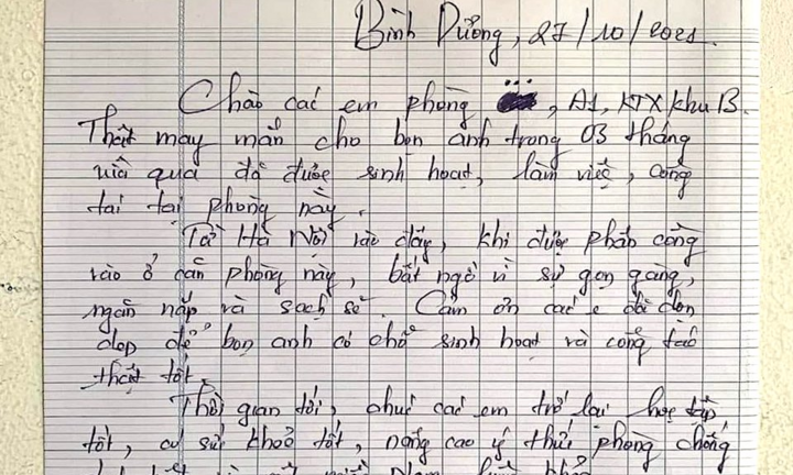 Lá thư viết tay của bác sĩ Học viện Quân y chống dịch để lại ký túc xá