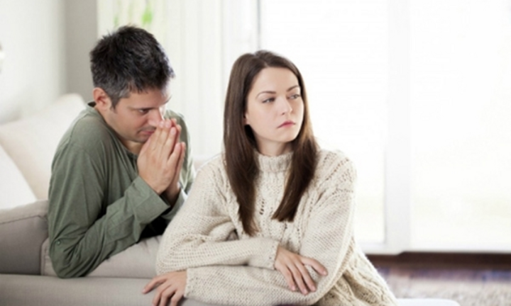 12 dấu hiệu cho thấy có thể người yêu đang lừa dối bạn