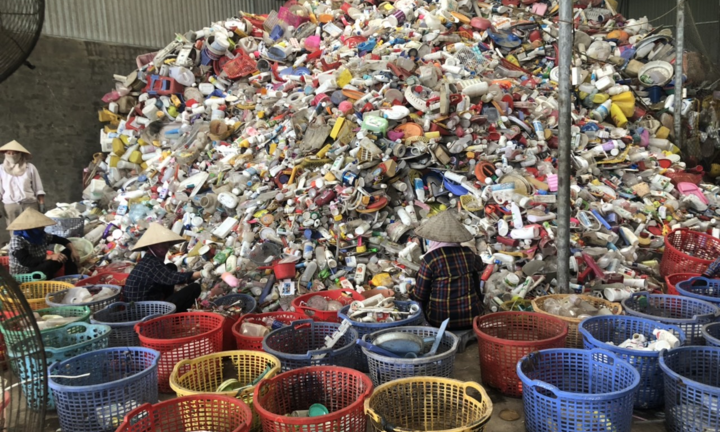 Unilever hành động nhằm ứng phó với ô nhiễm nhựa