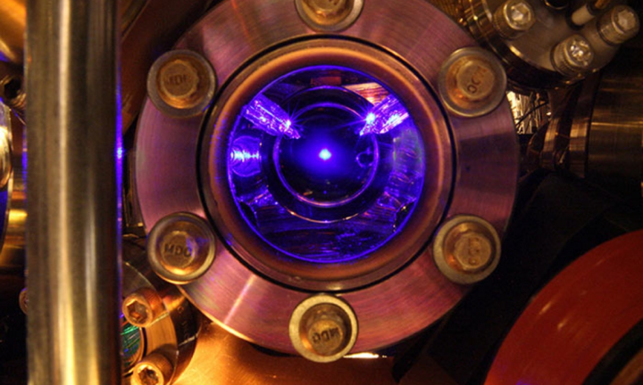 Chiếc đồng hồ chính xác nhất thế giới thay đổi thuyết vật lý cơ bản