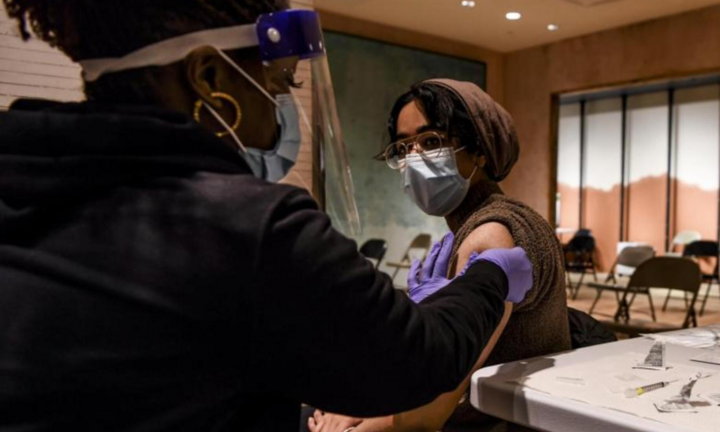 Mỹ cạn kiệt quỹ ứng phó đại dịch COVID-19