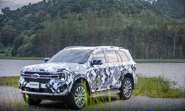 Ford Everest 2022 lộ diện trước khi ra mắt vào tháng 3/2022