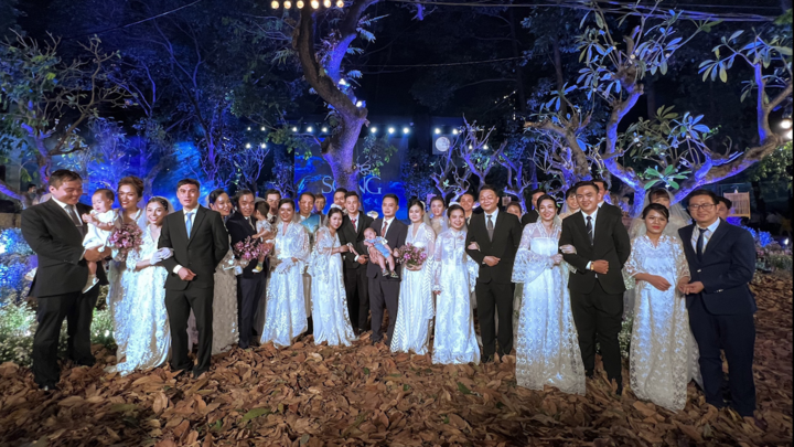 Video: Lễ cưới tập thể của 20 cặp đôi y bác sĩ bệnh viện Quân y 175