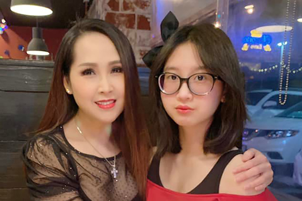 Con gái 13 tuổi xinh xắn, cao vượt trội của Minh Thư 'Gái nhảy' 